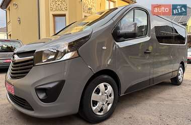 Минивэн Opel Vivaro 2016 в Львове