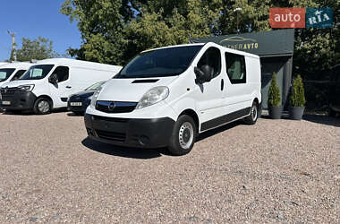 Минивэн Opel Vivaro 2014 в Ровно