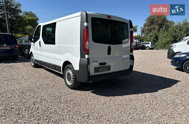 Минивэн Opel Vivaro 2014 в 
