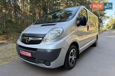 Мінівен Opel Vivaro 2014 в Києві