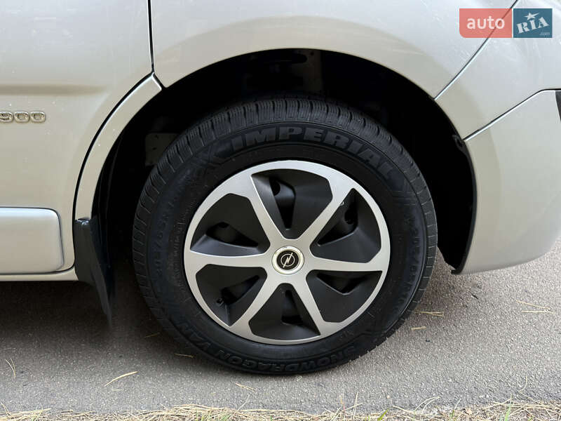 Минивэн Opel Vivaro 2014 в Киеве