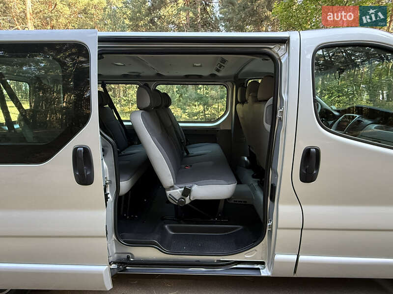 Минивэн Opel Vivaro 2014 в Киеве