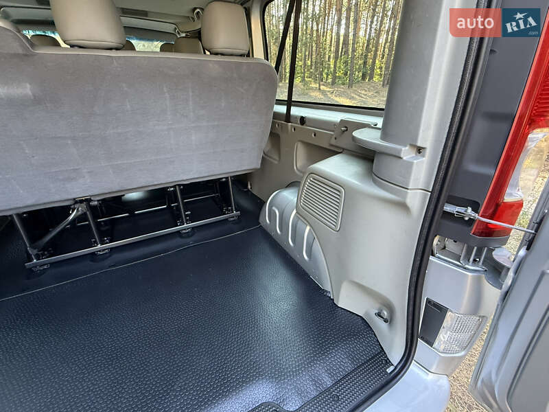 Минивэн Opel Vivaro 2014 в Киеве