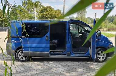 Мінівен Opel Vivaro 2002 в Іллінцях