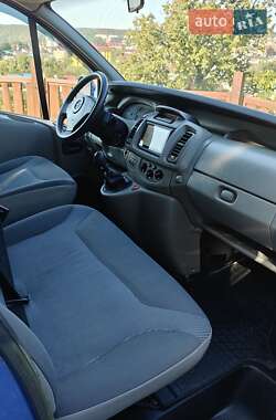 Минивэн Opel Vivaro 2007 в 