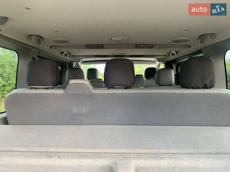 Минивэн Opel Vivaro 2014 в Ровно