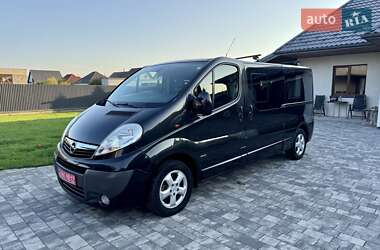 Opel Vivaro 2012