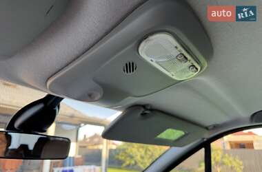 Минивэн Opel Vivaro 2012 в 