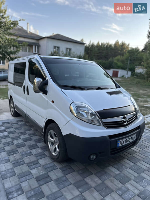 Opel Vivaro 2010 Opel Vivaro 2010