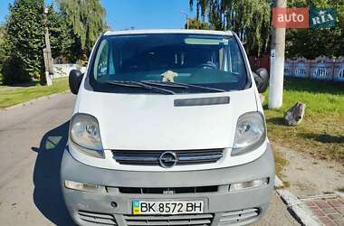 Минивэн Opel Vivaro 2006 в Рокитном