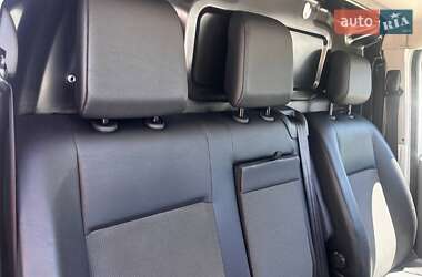 Минивэн Opel Vivaro 2020 в 