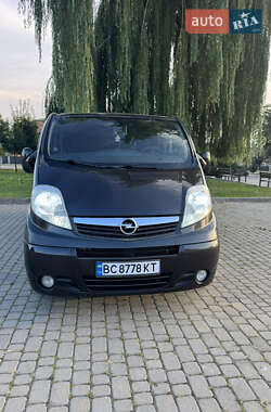 Мінівен Opel Vivaro 2012 в Львові