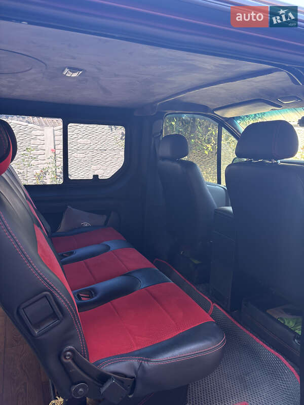 Минивэн Opel Vivaro 2005 в Умани