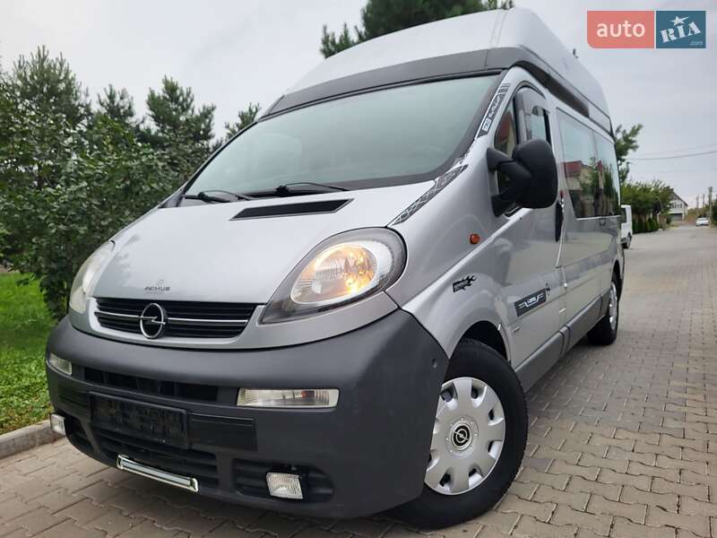 Opel Vivaro 2004