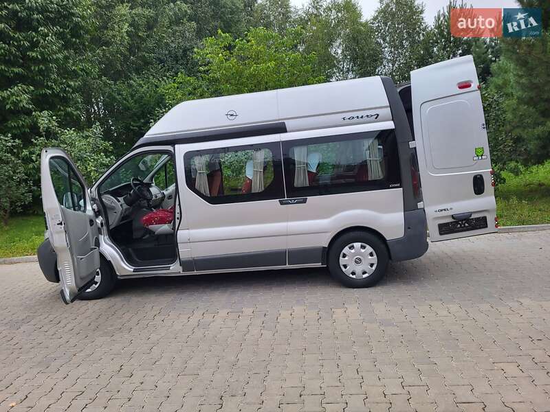 Мінівен Opel Vivaro 2004 в Хмельницькому