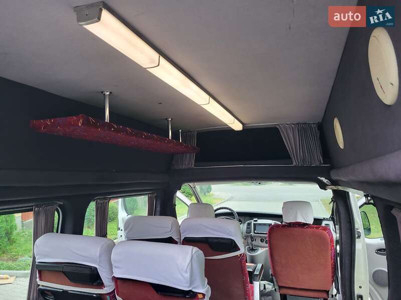 Мінівен Opel Vivaro 2004 в Хмельницькому