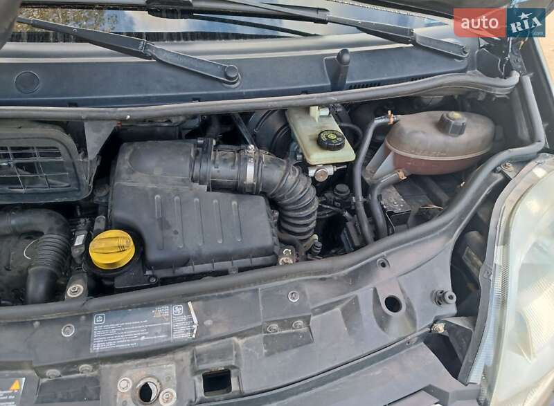 Мінівен Opel Vivaro 2007 в Одесі