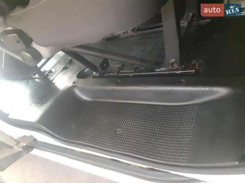 Мінівен Opel Vivaro 2011 в Виноградові фото 27 Мінівен Opel Vivaro 2011 в Виноградові