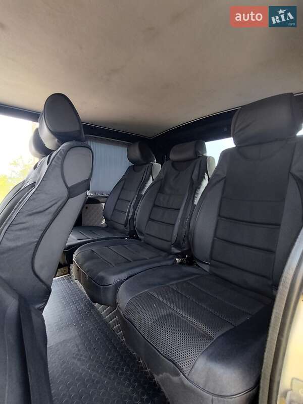 Мінівен Opel Vivaro 2004 в Покрові