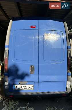 Минивэн Opel Vivaro 2004 в 