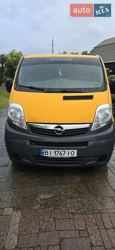 Минивэн Opel Vivaro 2012 в Кременчуге