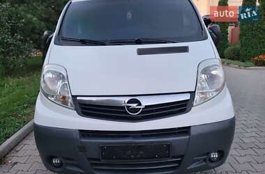 Грузовой фургон Opel Vivaro 2012 в 