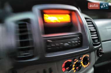 Грузовой фургон Opel Vivaro 2012 в 