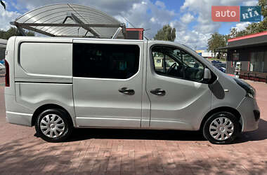 Минивэн Opel Vivaro 2015 в 