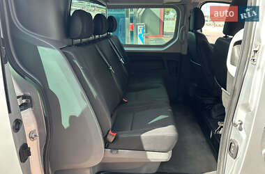 Минивэн Opel Vivaro 2015 в 
