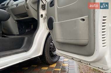 Минивэн Opel Vivaro 2003 в 