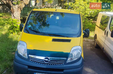 Вантажний фургон Opel Vivaro 2010 в Києві