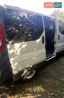 Минивэн Opel Vivaro 2007 в 
