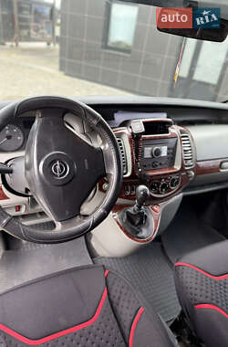 Минивэн Opel Vivaro 2007 в 