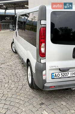 Минивэн Opel Vivaro 2007 в 