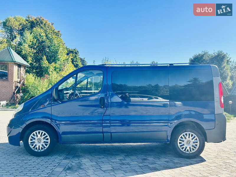 Минивэн Opel Vivaro 2007 в Львове