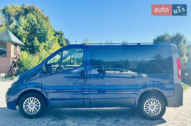Мінівен Opel Vivaro 2007 в 