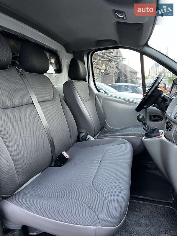 Грузовой фургон Opel Vivaro 2007 в Одессе