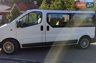 Минивэн Opel Vivaro 2009 в 