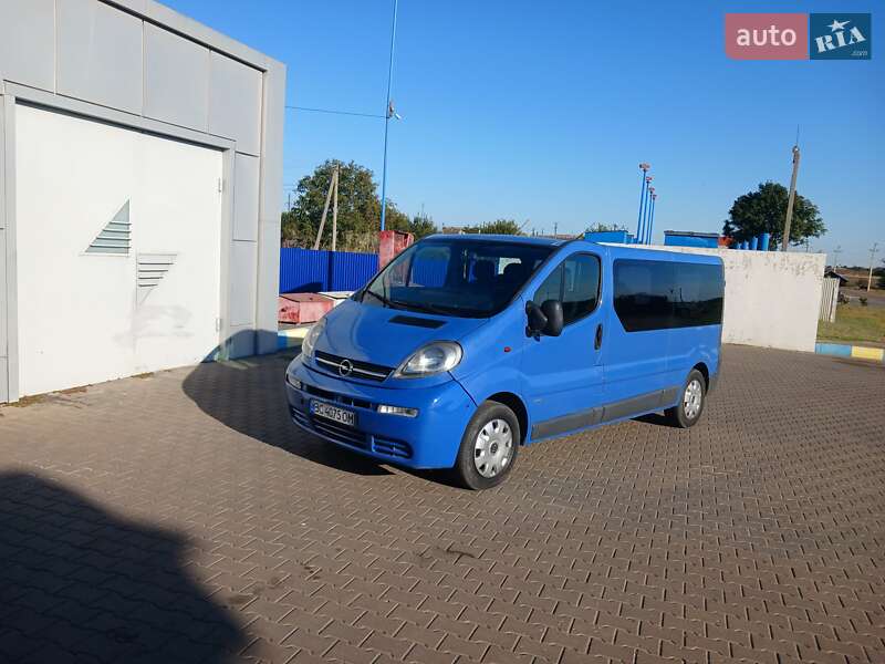 Минивэн Opel Vivaro 2003 в Одессе