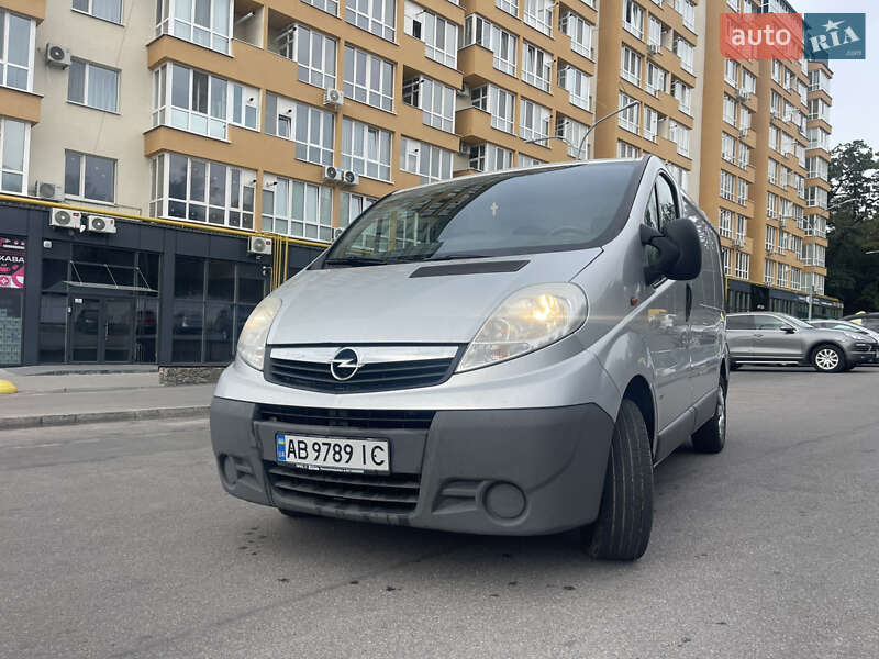 Opel Vivaro 2012