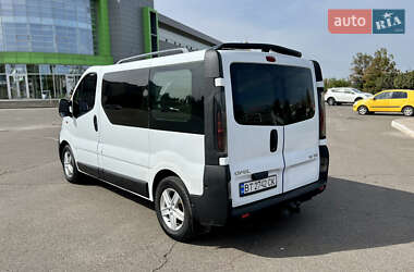 Минивэн Opel Vivaro 2002 в 