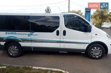 Минивэн Opel Vivaro 2013 в 