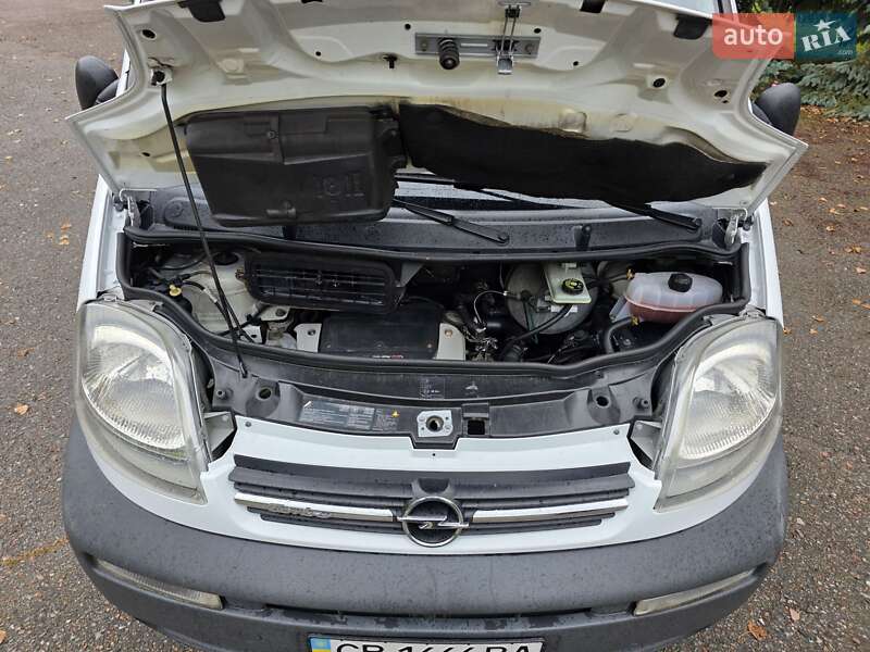 Минивэн Opel Vivaro 2006 в Чернигове