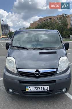 Мінівен Opel Vivaro 2012 в Києві
