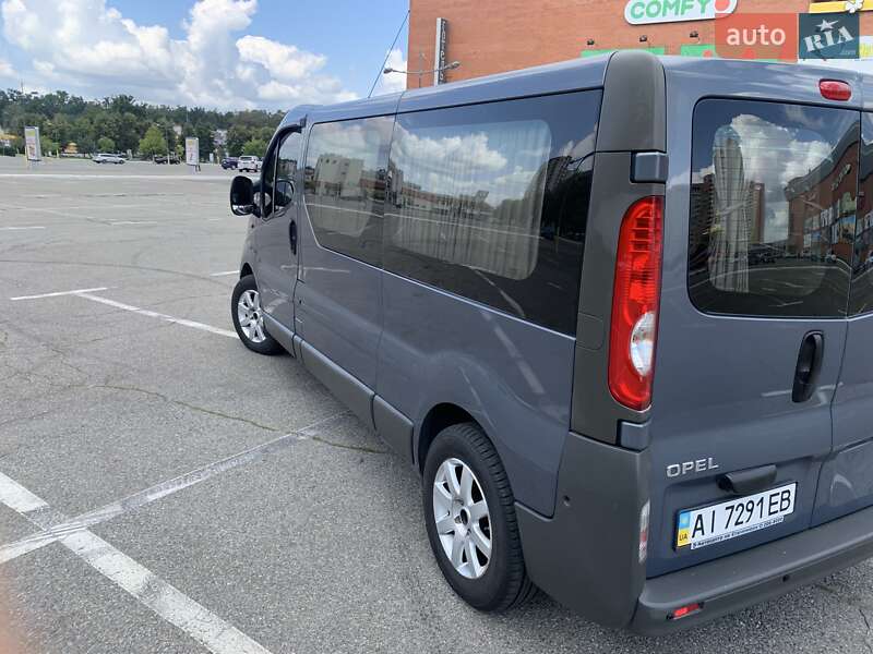 Минивэн Opel Vivaro 2012 в Киеве