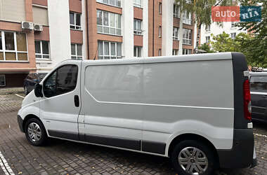 Грузовой фургон Opel Vivaro 2013 в 