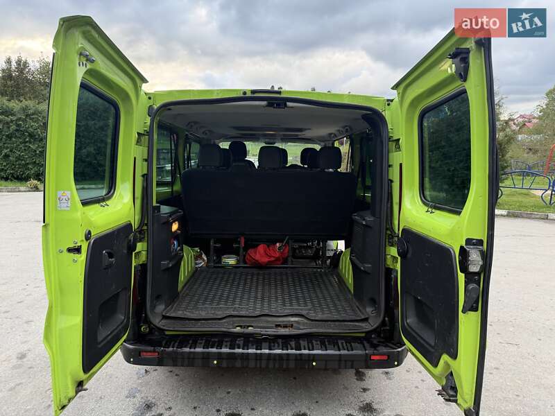 Минивэн Opel Vivaro 2015 в Ивано-Франковске