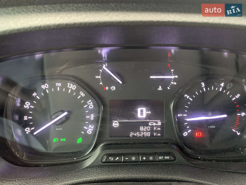 Мінівен Opel Vivaro 2022 в Старокостянтинові