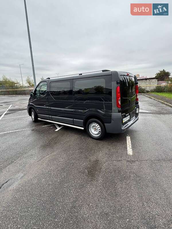 Мінівен Opel Vivaro 2010 в Івано-Франківську