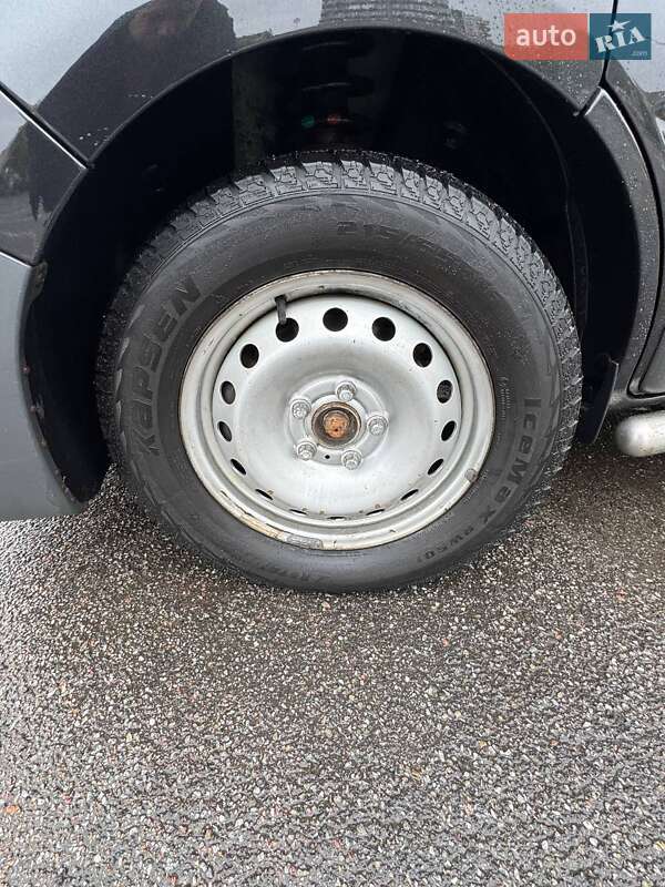 Мінівен Opel Vivaro 2010 в Івано-Франківську